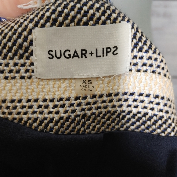 SUGAR + Lips Woven Ruffle Blazer Size XS - Picture 9 of 15